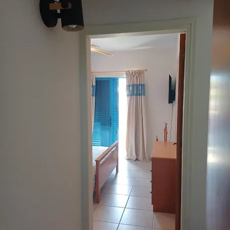 Latchi House * Prodromi