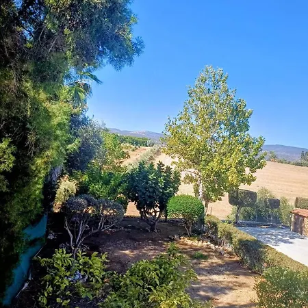 Сasa de vacaciones Latchi House *